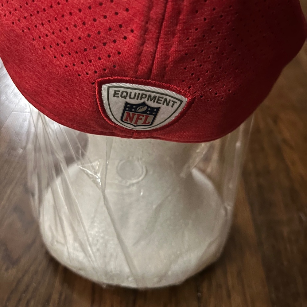 Kansas City chiefs hat - Picture 5 of 6